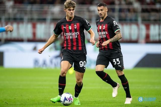 球员本人必 球员本人必