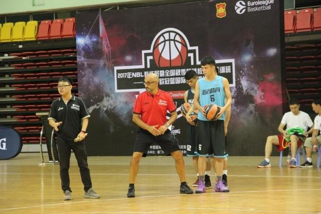 基本持球与 基本持球与